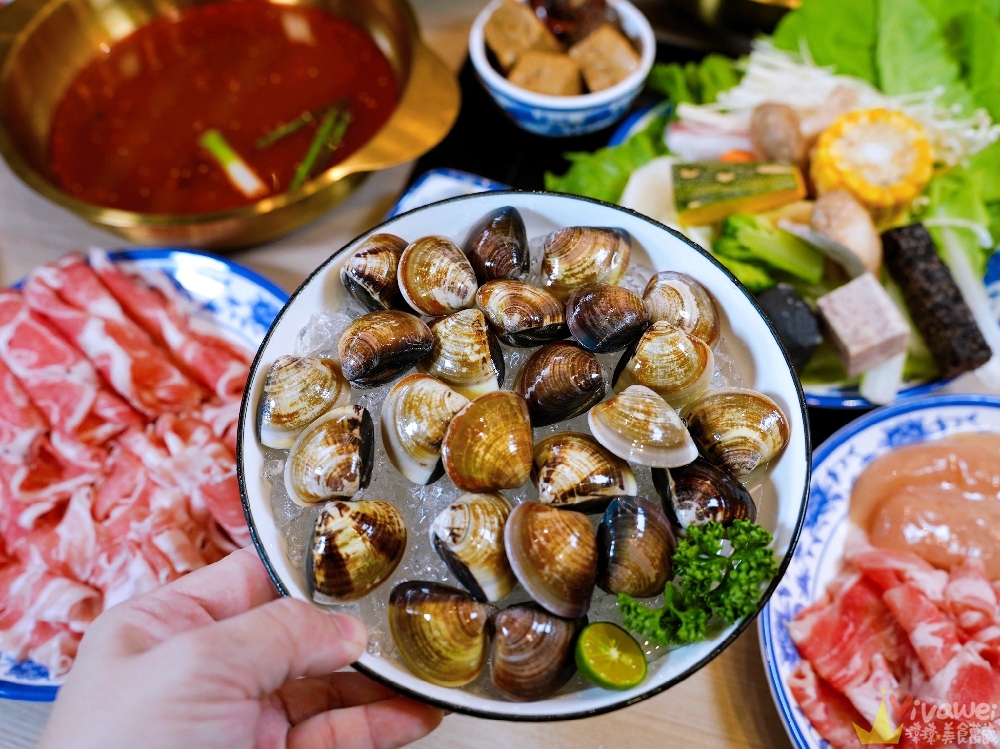 苗栗頭份美食|『真涮吃到飽火鍋-頭份旗艦店』交流道旁高CP值鍋物吃到飽!平日最低只要399元起~肉品,蔬菜,飯食,麵食,飲料及冰品任你自助吃到飽! 苗栗頭份美食|『真涮吃到飽火鍋-頭份旗艦店』交流道旁高CP值鍋物吃到飽!平日最低只要399元起~肉品,蔬菜,飯食,麵食,飲料及冰品任你自助吃到飽!