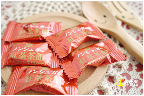 日本零食同樂會：日本零食｜網路上就能隨手可得的生活中小確幸零嘴『日本零食同樂會』 必買 紅茶茶館 BAKE燒巧克力 Pocky巧克力棒 LOOK草莓巧克力 Calbee香味醬油