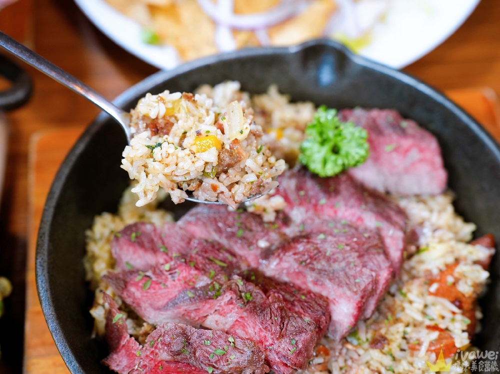 新竹竹北美食|『ABV加勒比海餐酒館-竹北旗艦店』多國特色異國料理&早午餐&超過300種世界精釀啤酒!小酌小聚首選! 新竹竹北美食|『ABV加勒比海餐酒館-竹北旗艦店』多國特色異國料理&早午餐&超過300種世界精釀啤酒!小酌小聚首選!