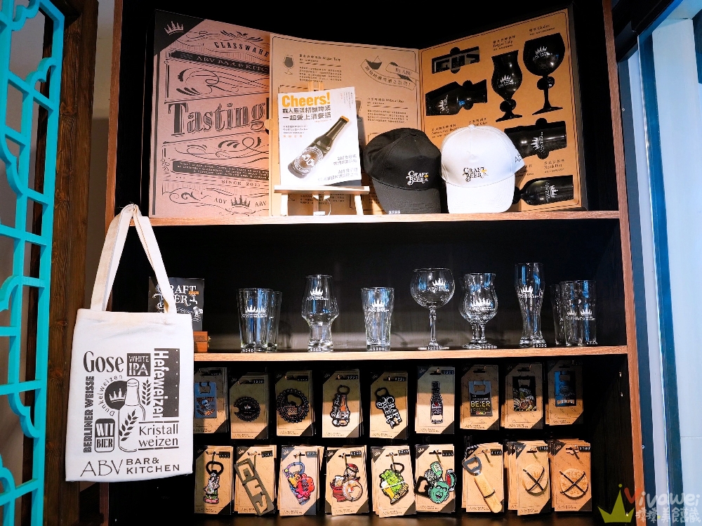 新北板橋美食｜『ABV Bar & Kitchen 韓式餐酒館』板橋車站道地韓式料理餐酒館&超過300款精釀啤酒！韓式小菜吃到飽～還有桌邊韓式烤肉服務！