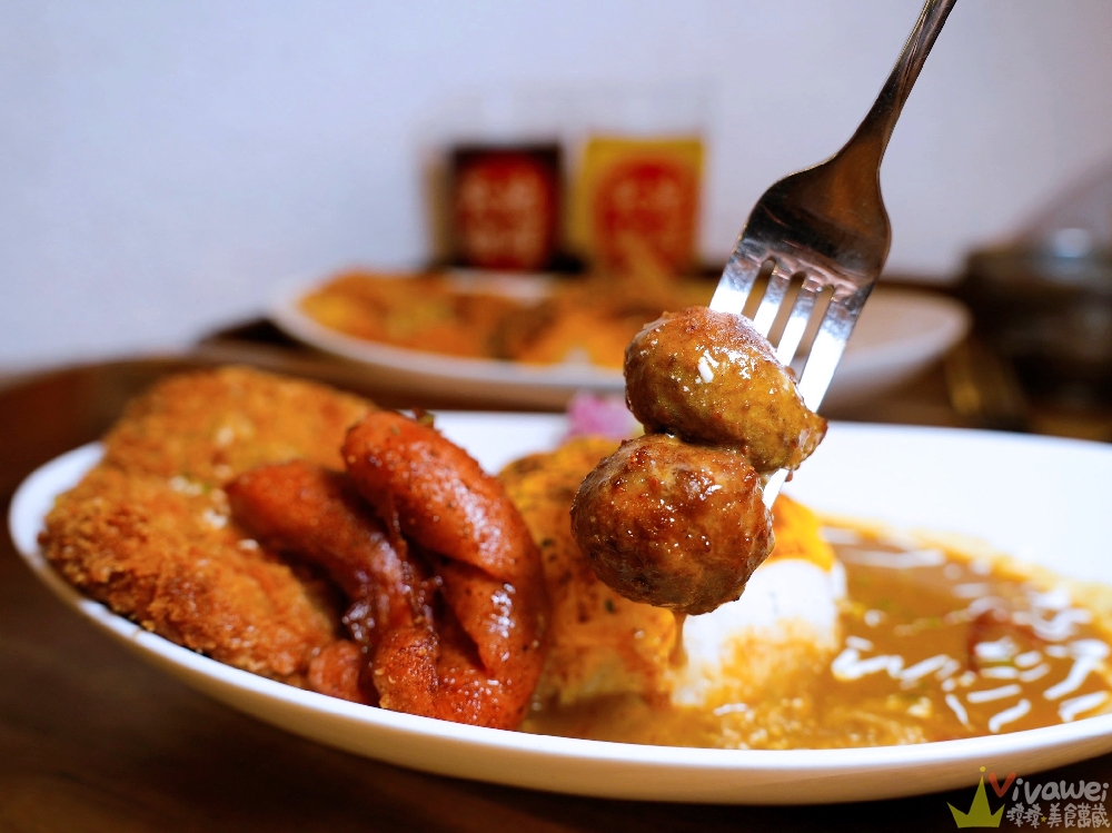 桃園中壢美食｜『天地咖哩Daddy’s Curry 內壢店』新開幕！咖哩飯附熱湯一碗～可免費續加白飯&咖哩醬各一次！