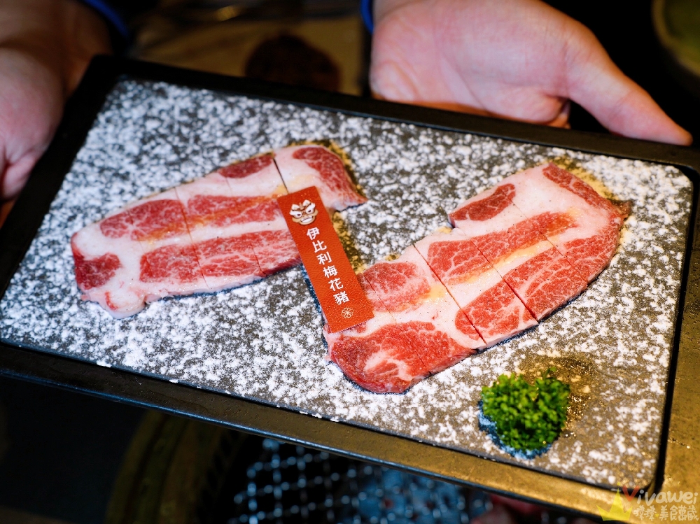 台中北屯美食｜『茶六燒肉堂-東山店』上等牛肉雙人套餐～附餐有沙拉,米食,海鮮,甜點,飲料！