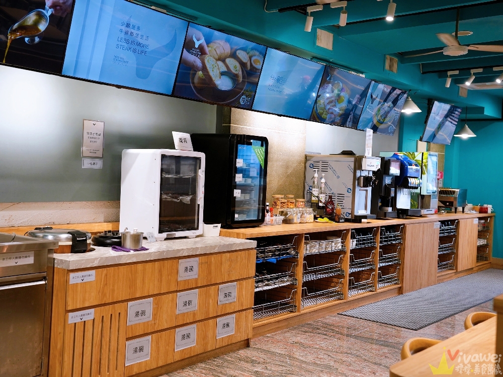 新竹竹北美食｜『牛範生台式蒜香牛排』牛排界的模範生～高CP值平價牛排！加鐵板麵&獨家油封蒜醬都免費！還有豐盛自助吧吃到飽！