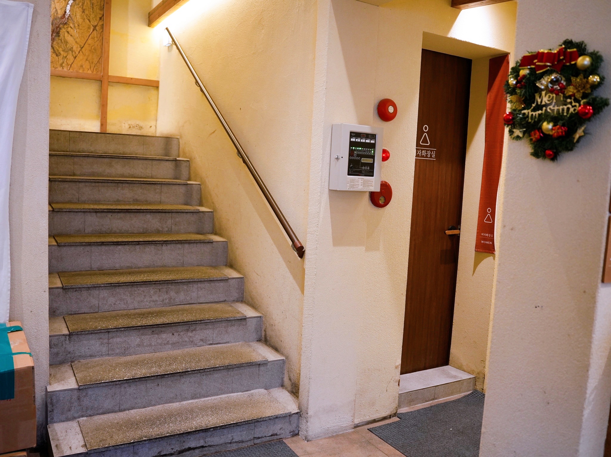 韓國釜山美食｜『尾浦家 松亭分店(미포집 송정직영점)』 美女生醃醬海鮮套餐開箱！松亭海景餐廳+必吃超浮誇醬蟹拼盤！