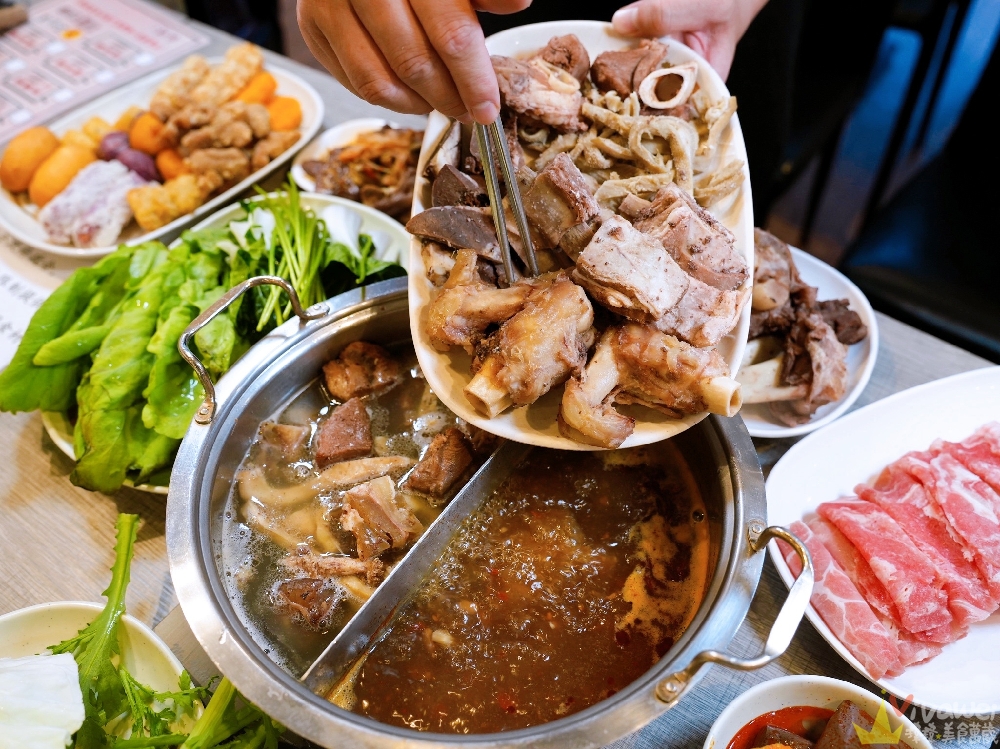 苗栗頭份美食｜『不打羊 羊肉爐牛肉爐吃到飽』超狂自助吧！百樣食材+肉片火鍋料任你夾！冬天必訪的暖胃名單！