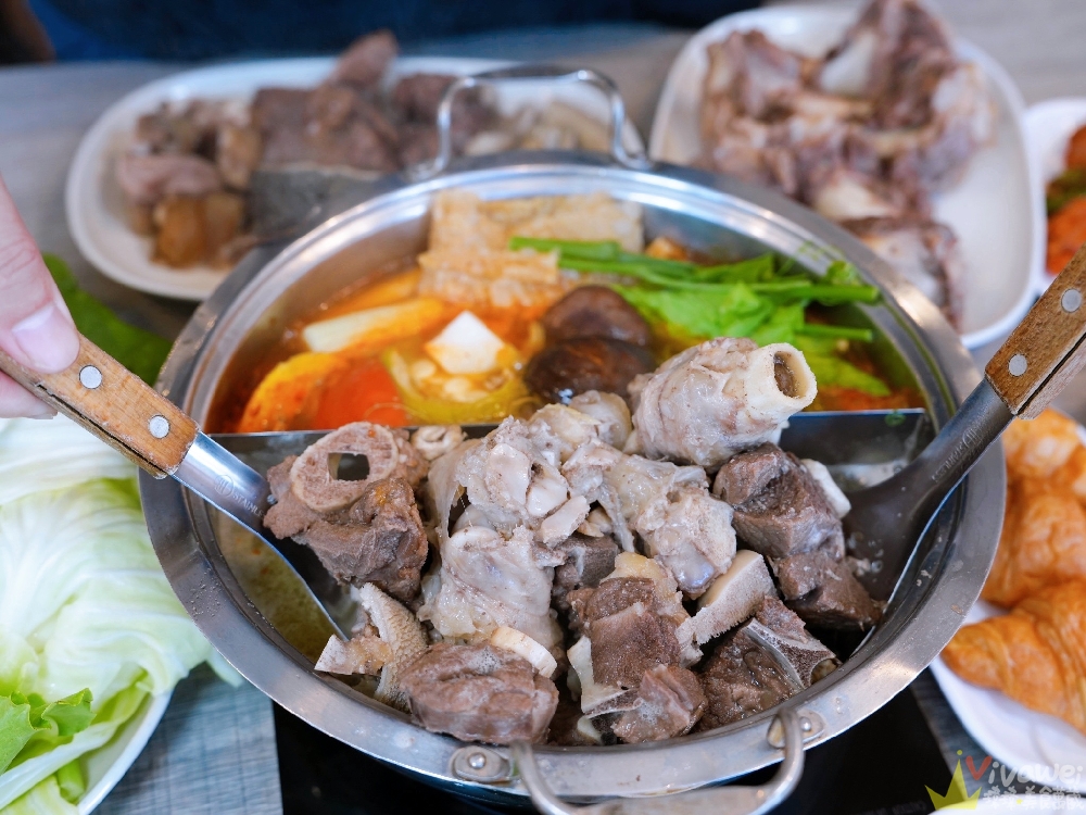 苗栗頭份美食｜『不打羊-頭份店 羊肉爐牛肉爐吃到飽』羊肉牛肉&蔬菜自助吧任你吃！大推隱藏版炸雞翅&鹹酥雞！
