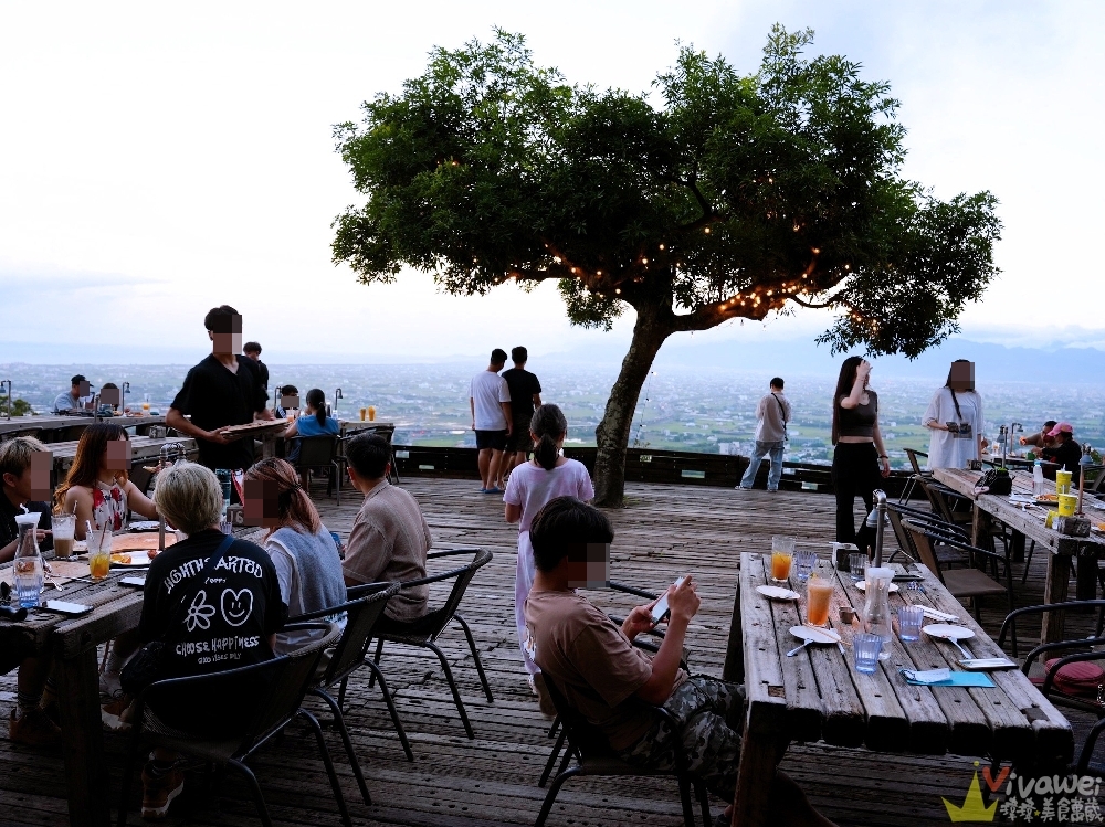 宜蘭礁溪美食｜『空ㄟ農場』宜蘭最美夜景餐廳～適合約會聚餐和放空～必吃手工窯烤PIZZA&焗烤千層麵！