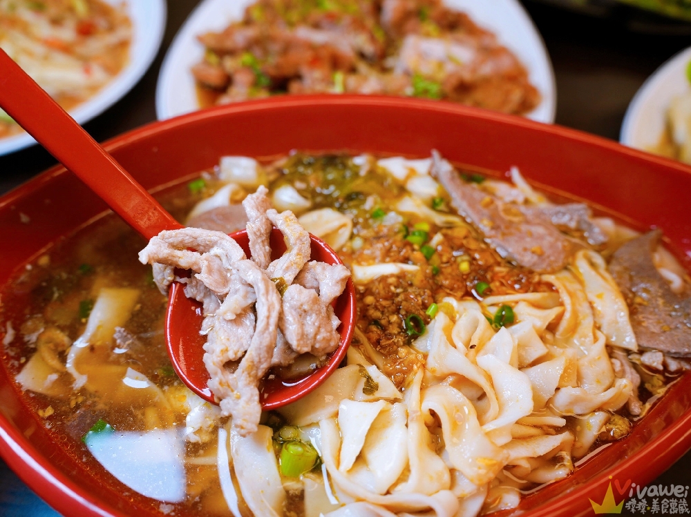 桃園平鎮美食｜『雲泰館』中壢車站後站新開幕！綜合米干&熱炒類&涼拌及酥炸類&麵類及飯食等餐點！