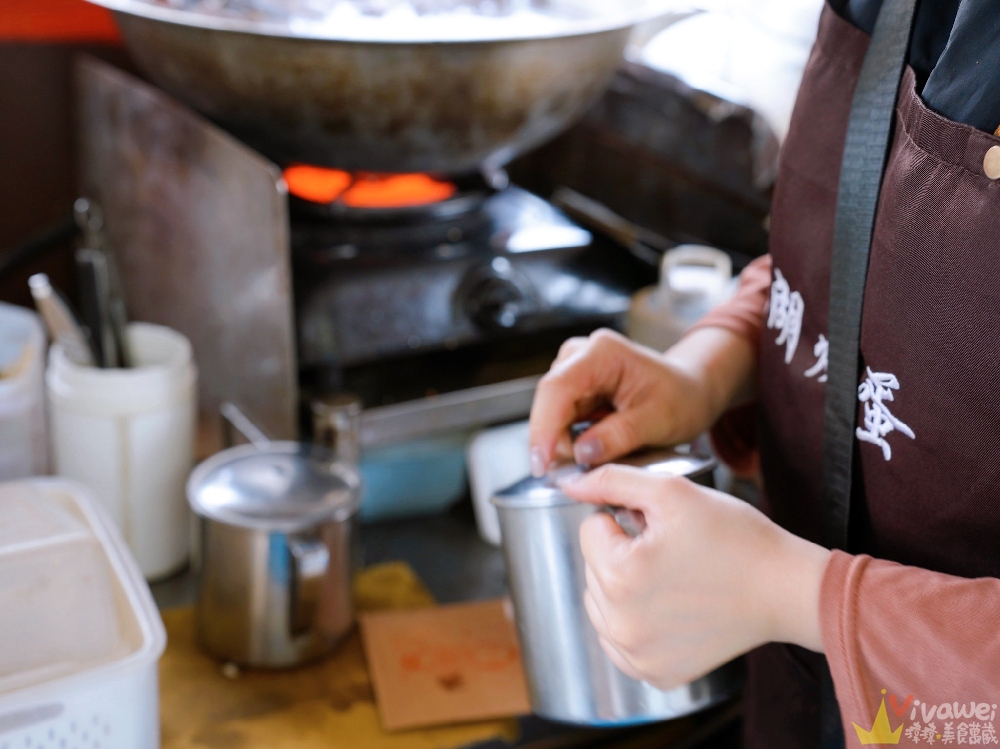 苗栗大湖美食｜『大湖烤蛋』假日限定！大湖酒莊對面的超人氣烤蛋+洛神花豆干～小吃控必吃隱藏版點心！