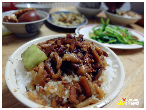 金峰滷肉飯：台北中正區｜入口即化滷肉飯平民小吃『金峰滷肉飯』