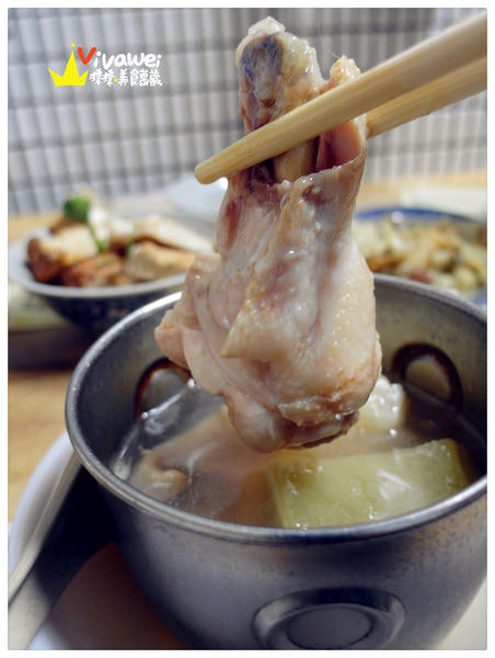 金峰滷肉飯：台北中正區｜入口即化滷肉飯平民小吃『金峰滷肉飯』