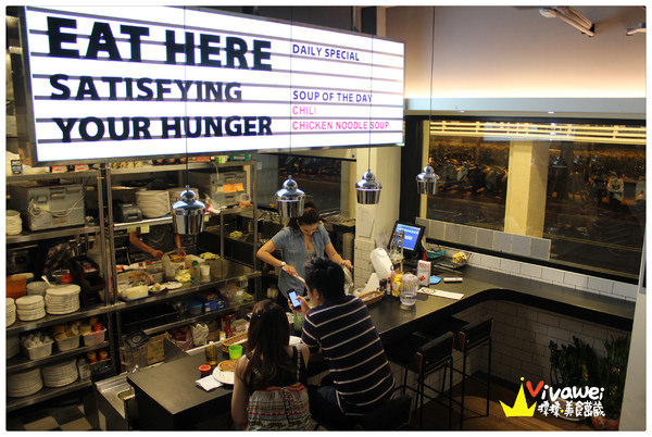 JB's Diner：台北士林區｜有進步空間的天母美式餐廳『JB's Diner』